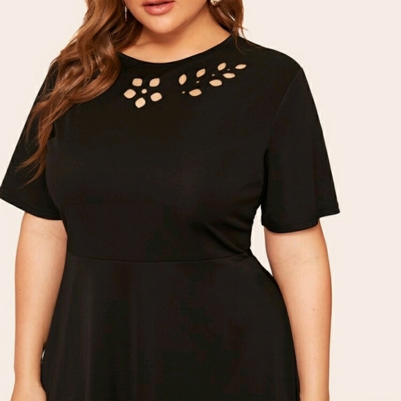 NEW Plus Elegant Little Black Dress - Picture 5 of 8